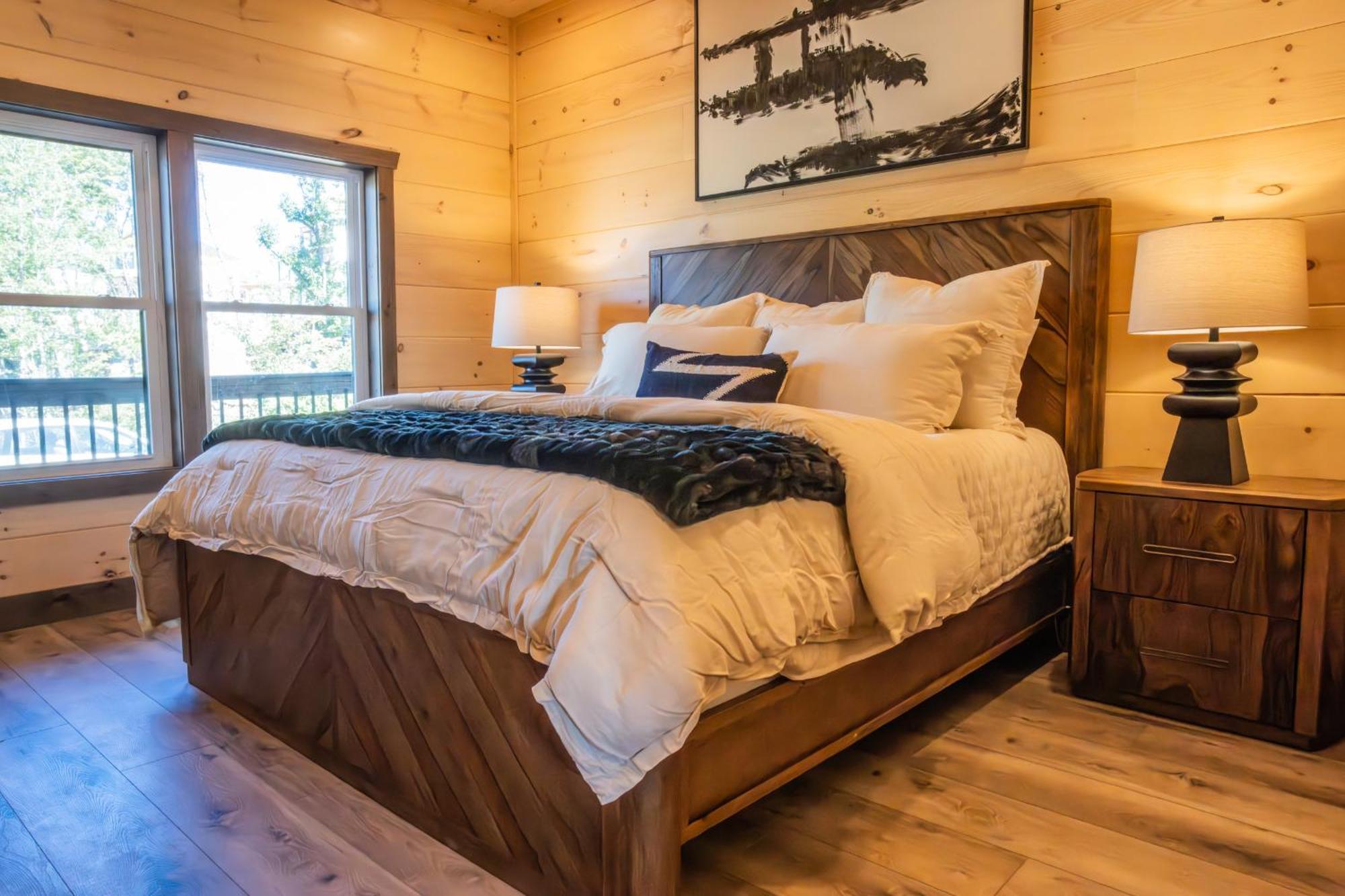 Luxury 12-Bedroom Cabin With Indoor Pool, Hot Tub & Movie Theater, Sleeps 36 Sevierville Luaran gambar